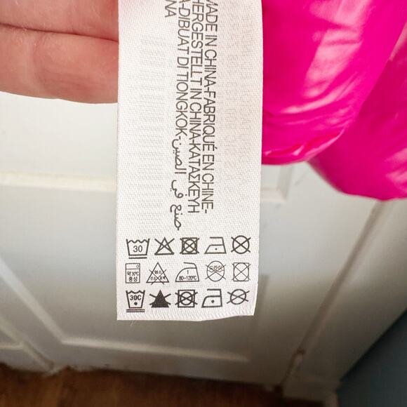 Zara Glossy Shiny Vinyl Puffer Jacket Hot Pink High Neck NEW Size Large L Baddie - Picture 13 of 16